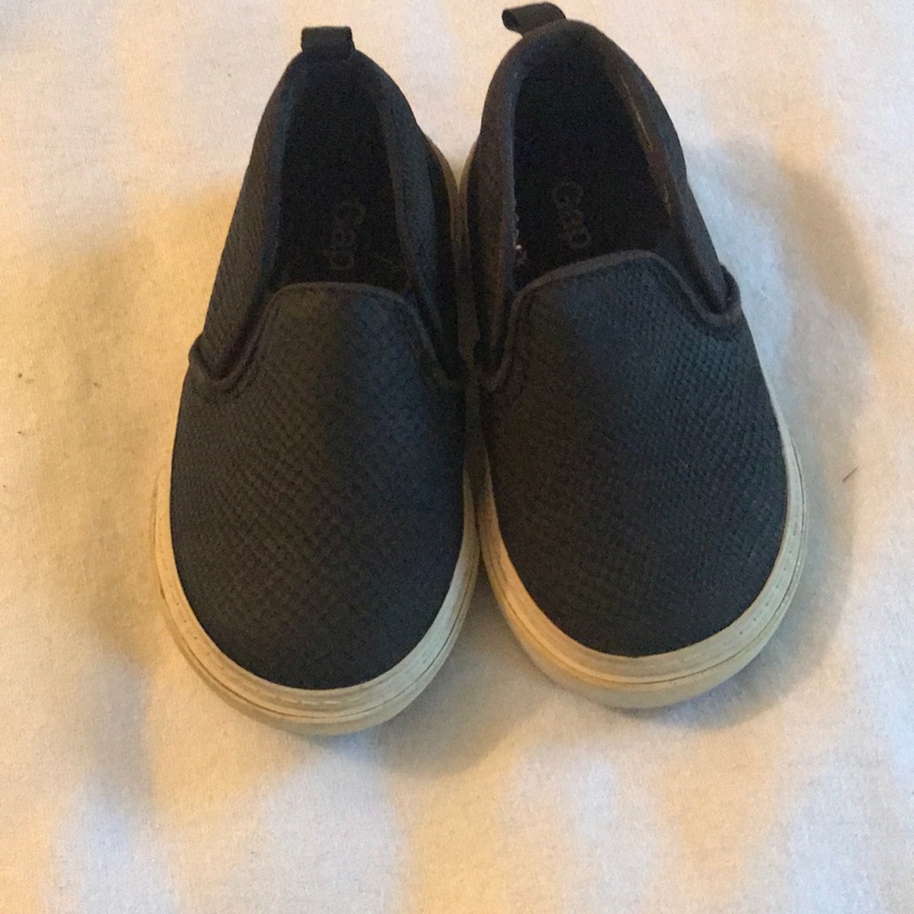 Baby GAP shoes size 6
